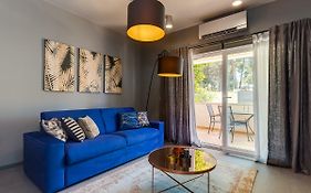 Magnolia - Modern Apartment Near City Center And Sea