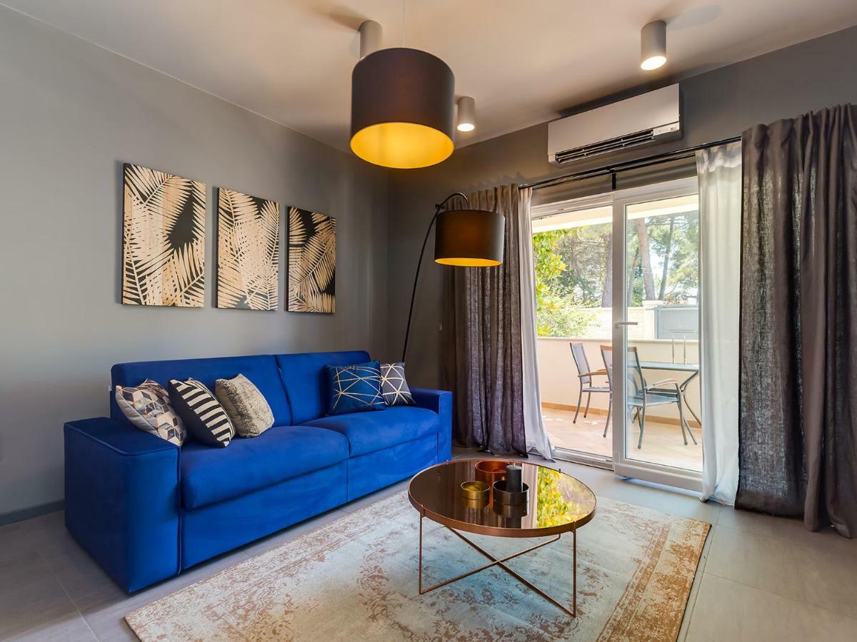 Magnolia - Modern Apartment Near City Center And Sea Poreč Kültér fotó